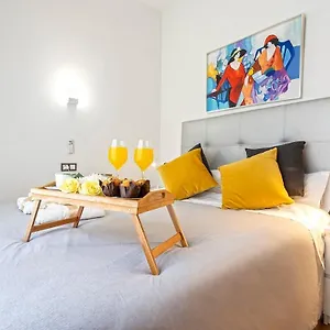 -malagasunapts- Huge & * Pool* Freepark* Apartamento Málaga